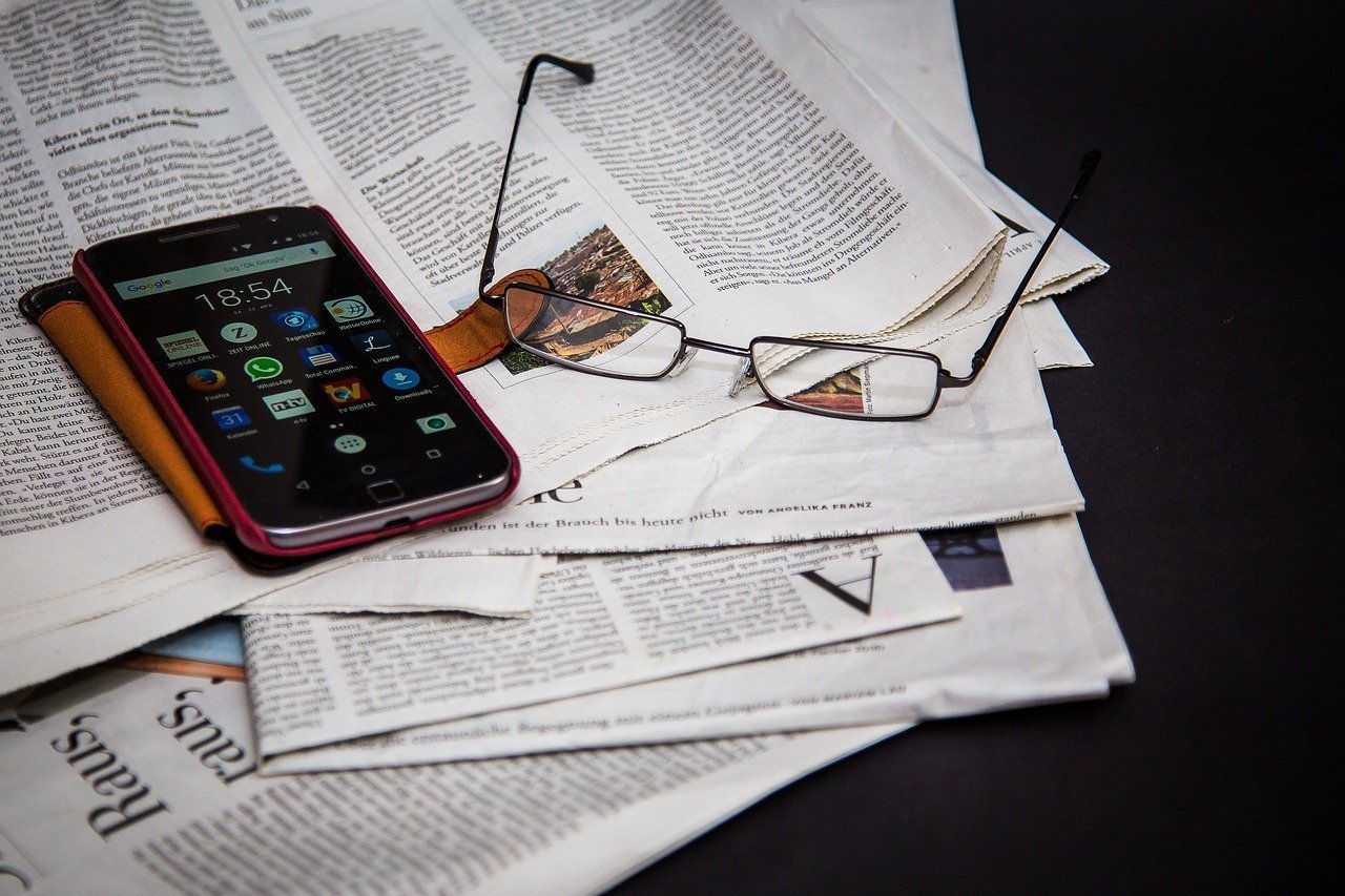 Periodismo Móvil: Cómo los Dispositivos Inteligentes Revolucionan el Reporterismo
